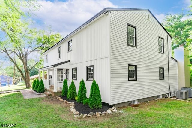 1379 Blair Ct, Bridgewater Twp., NJ 08807