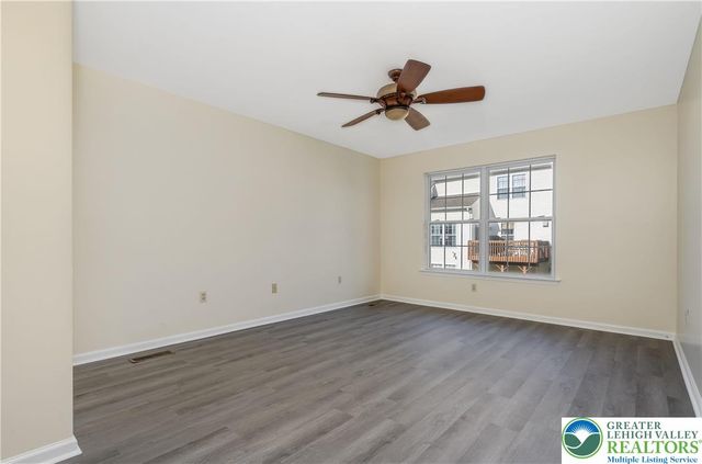 130 Willow Drive, Palmer Twp, PA 18045