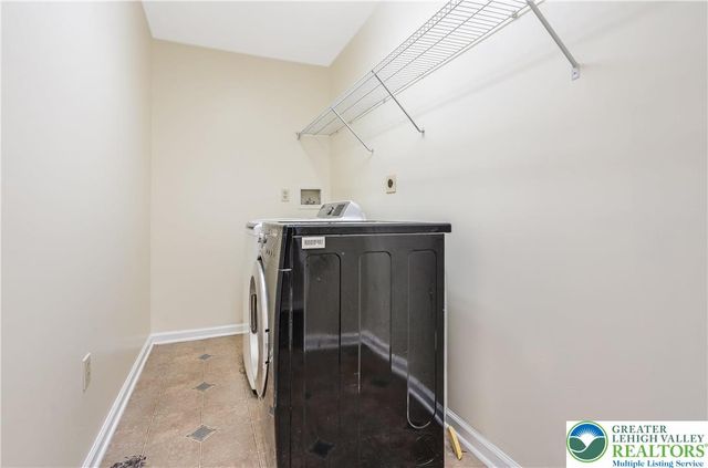 130 Willow Drive, Palmer Twp, PA 18045