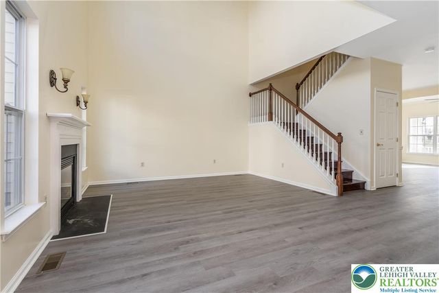 130 Willow Drive, Palmer Twp, PA 18045