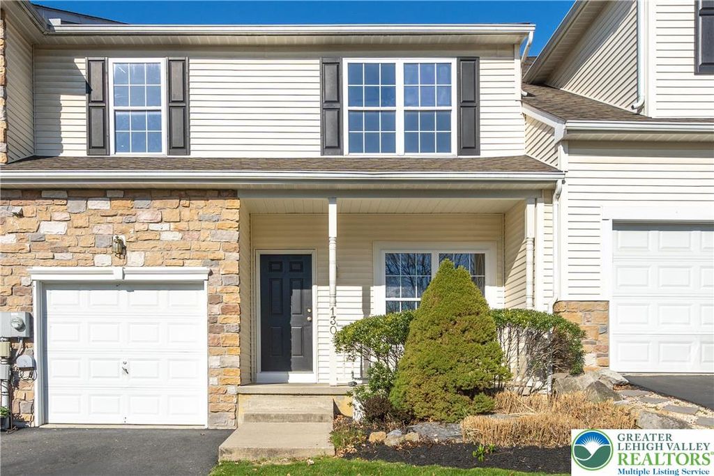 130 Willow Drive, Palmer Twp, PA 18045