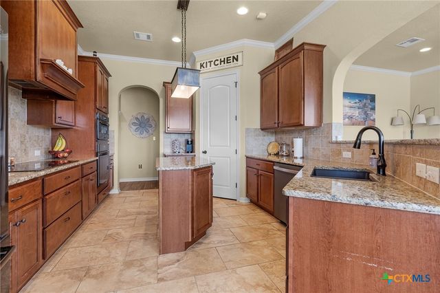 144 Indian Ridge Rd Road, Belton, TX 76513