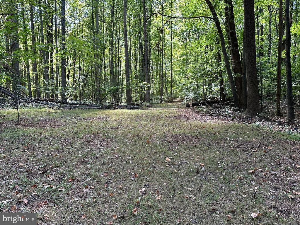 1500, 1501, 1504 COGAR RD, Bowie, MD 20716