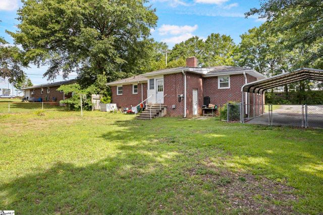 208 Shady Glen Drive, Greer, SC 29651