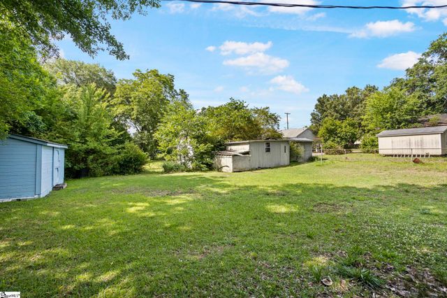 208 Shady Glen Drive, Greer, SC 29651