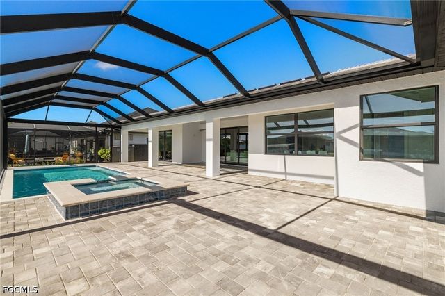 707 NW 38th AVE, Cape Coral, FL 33993