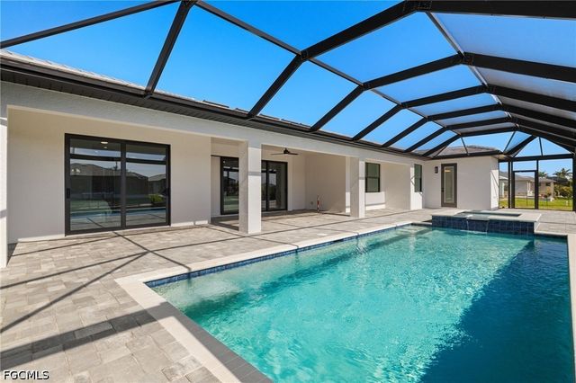 707 NW 38th AVE, Cape Coral, FL 33993