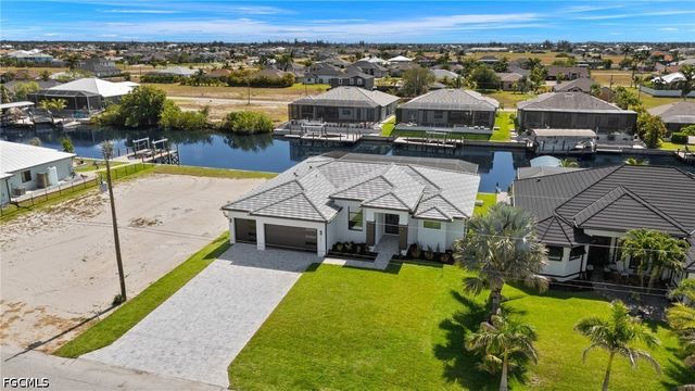 707 NW 38th AVE, Cape Coral, FL 33993