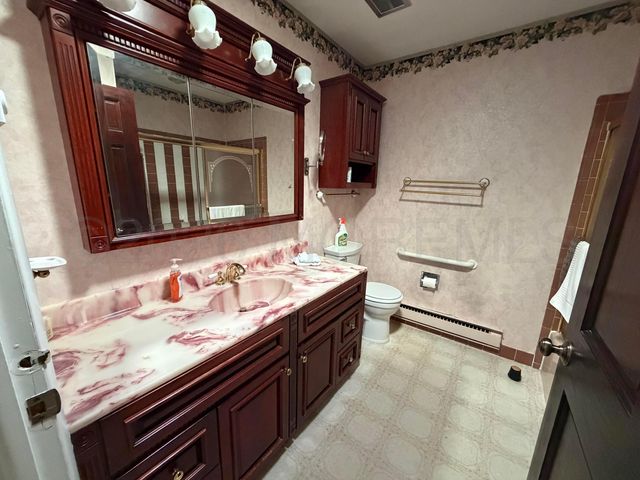 600C Lake Point Drive, Lakewood, NJ 08701