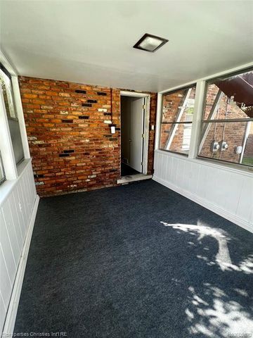 311 S Pleasant Street, Royal Oak, MI 48067