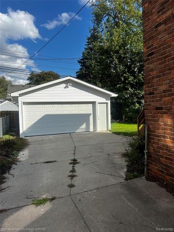 311 S Pleasant Street, Royal Oak, MI 48067