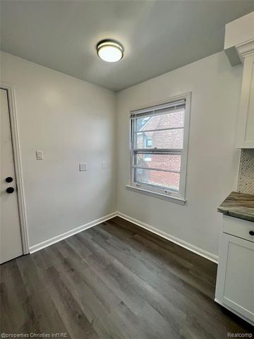 311 S Pleasant Street, Royal Oak, MI 48067