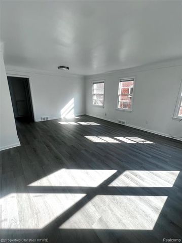 311 S Pleasant Street, Royal Oak, MI 48067