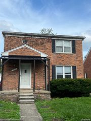 311 S Pleasant Street, Royal Oak, MI 48067