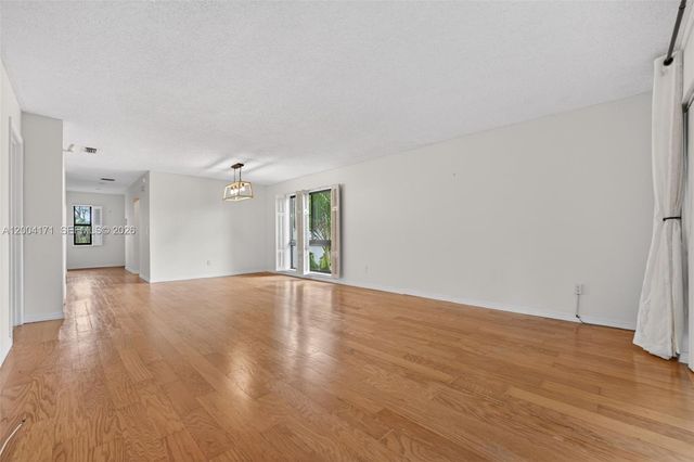 21810 Cypress Circle 26B, Boca Raton, FL 33433
