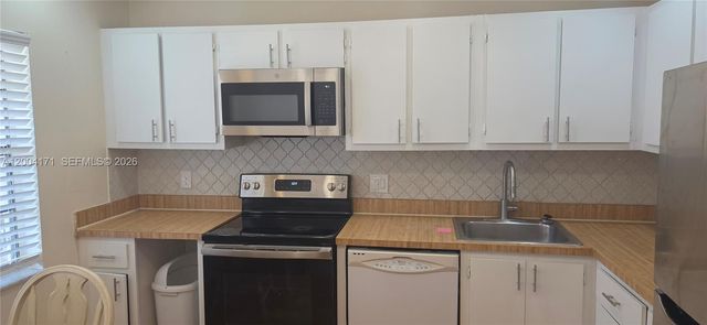 21810 Cypress Circle 26B, Boca Raton, FL 33433