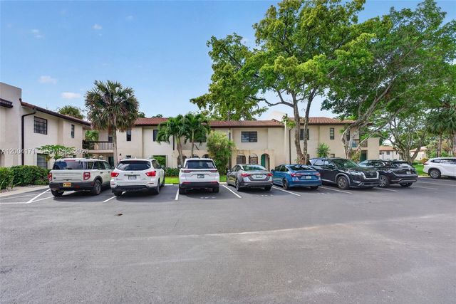 21810 Cypress Circle 26B, Boca Raton, FL 33433