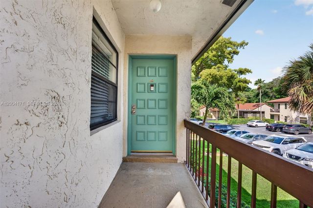 21810 Cypress Circle 26B, Boca Raton, FL 33433