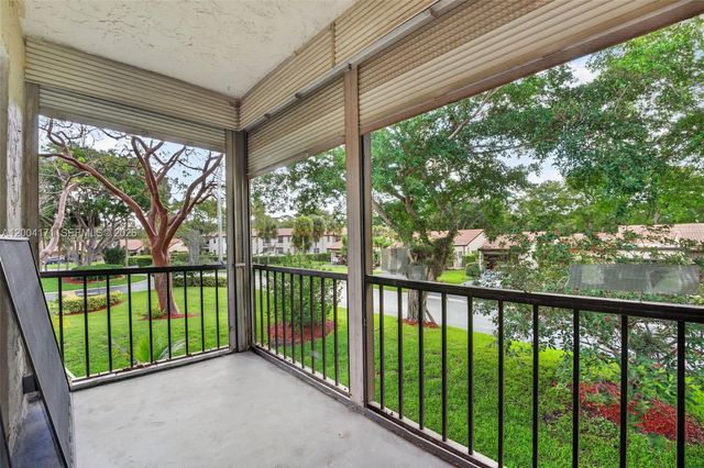 21810 Cypress Circle 26B, Boca Raton, FL 33433