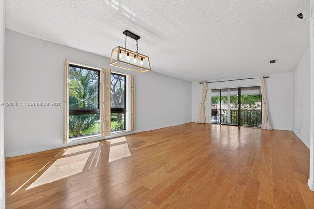 21810 Cypress Circle 26B, Boca Raton, FL 33433
