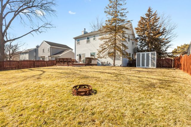 648 Thunderbird Trail, Carol Stream, IL 60188