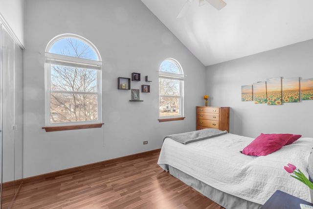 648 Thunderbird Trail, Carol Stream, IL 60188