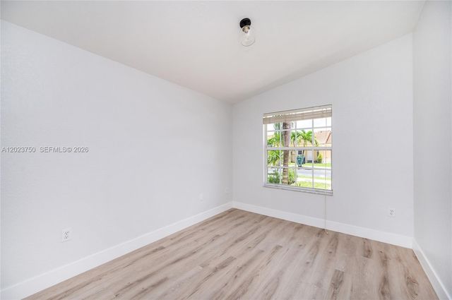 16452 SW 99th Ln 16452, Miami, FL 33196
