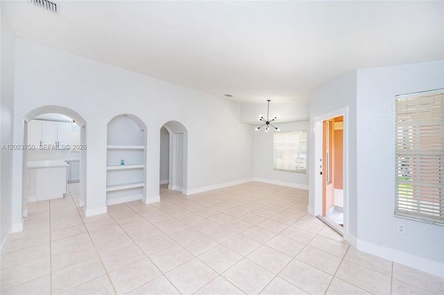 16452 SW 99th Ln 16452, Miami, FL 33196