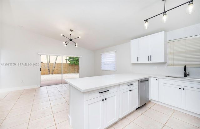 16452 SW 99th Ln 16452, Miami, FL 33196