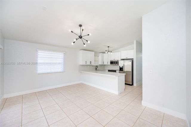 16452 SW 99th Ln 16452, Miami, FL 33196