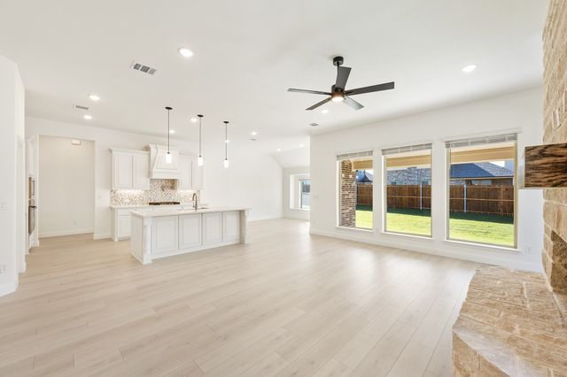 2005 Amber Gate Drive, Anna, TX 75409