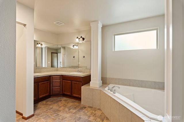 5839 148th Place NE, Marysville, WA 98271