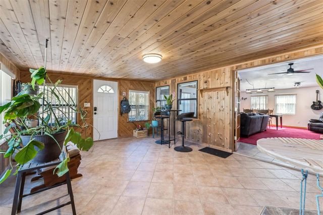 21739 SHADY GROVE ROAD, Groveland, FL 34736