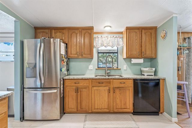 21739 SHADY GROVE ROAD, Groveland, FL 34736