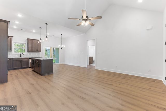 116 Merri Valley Road, Warner Robins, GA 31088