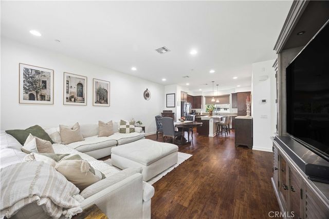 2717 Sunrise, Pomona, CA 91767