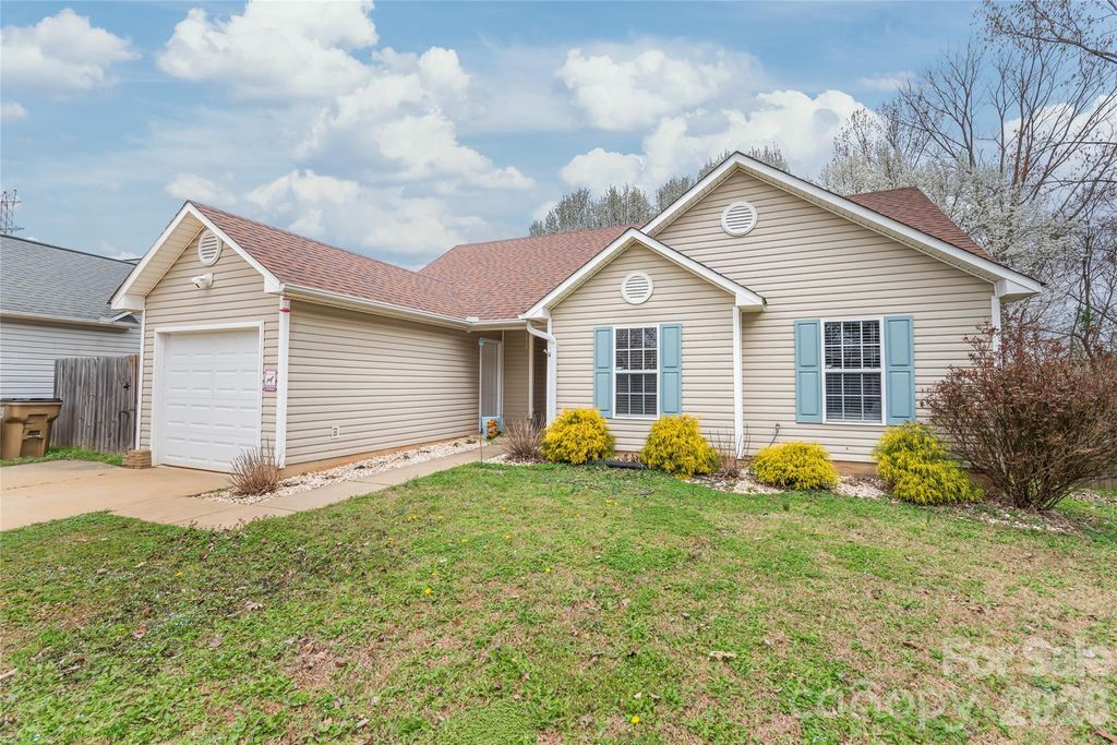 5804 Crosswinds Court, Indian Trail, NC 28079