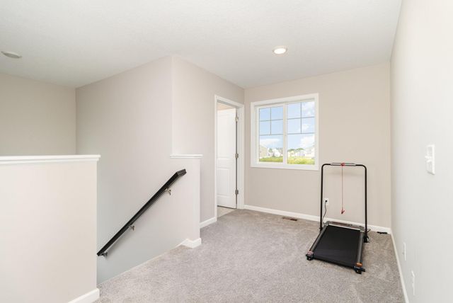 9911 32nd Street NE, Saint Michael, MN 55376