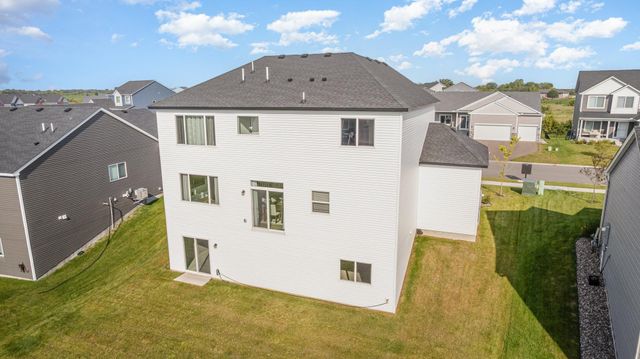 9911 32nd Street NE, Saint Michael, MN 55376