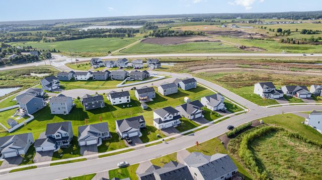 9911 32nd Street NE, Saint Michael, MN 55376