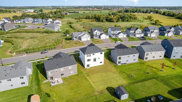 9911 32nd Street NE, Saint Michael, MN 55376