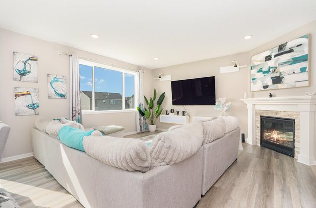 9911 32nd Street NE, Saint Michael, MN 55376