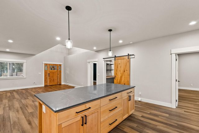 17008 Sharp Drive, Bend, OR 97707