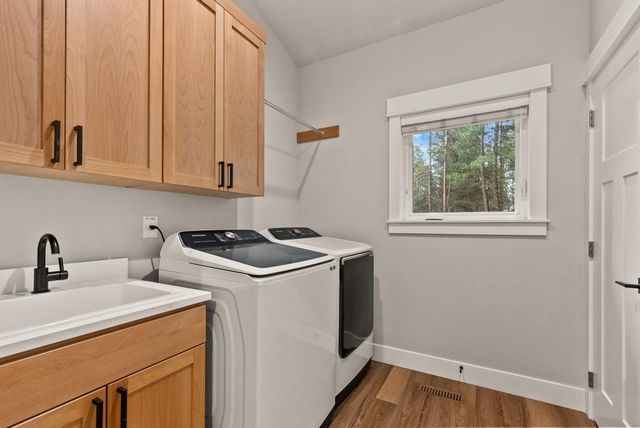 17008 Sharp Drive, Bend, OR 97707