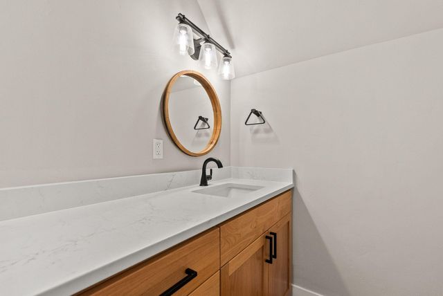 17008 Sharp Drive, Bend, OR 97707