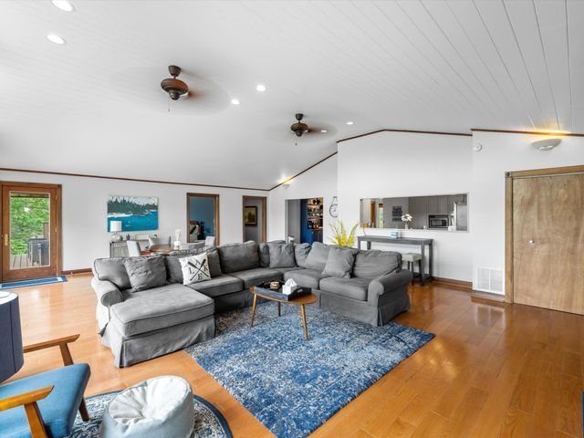 389 Lakeview Drive, Somerset, KY 42503