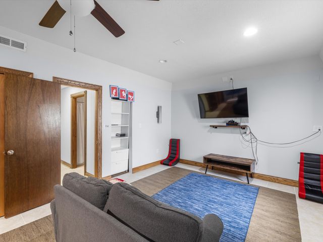 389 Lakeview Drive, Somerset, KY 42503