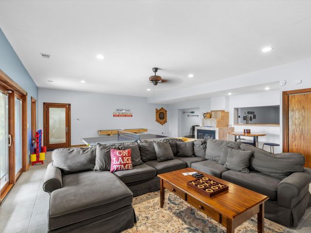 389 Lakeview Drive, Somerset, KY 42503