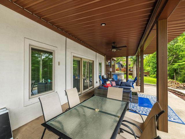 389 Lakeview Drive, Somerset, KY 42503