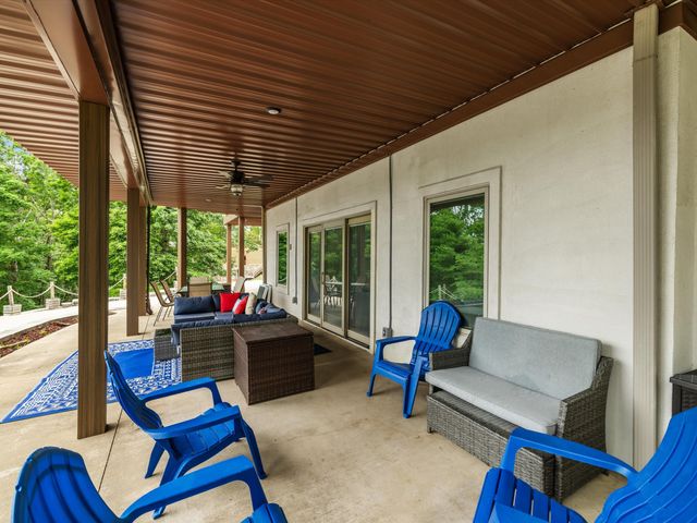 389 Lakeview Drive, Somerset, KY 42503